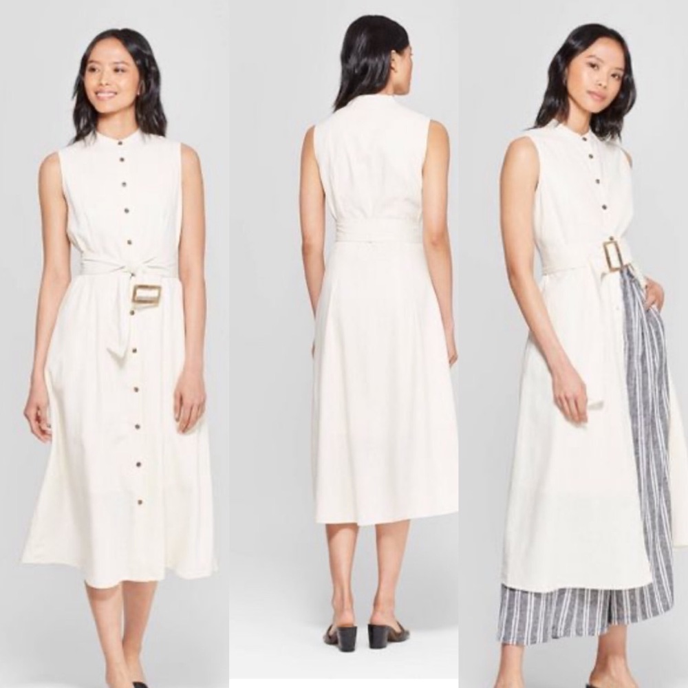 SOLD ❌Target who what wear cream button belted